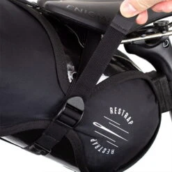 Restrap Race Saddle Bag Satteltasche Schwarz (7 Liter) -Fahrradteile Geschäft 59202805 068vYaPTEJCcNad 1280x1280