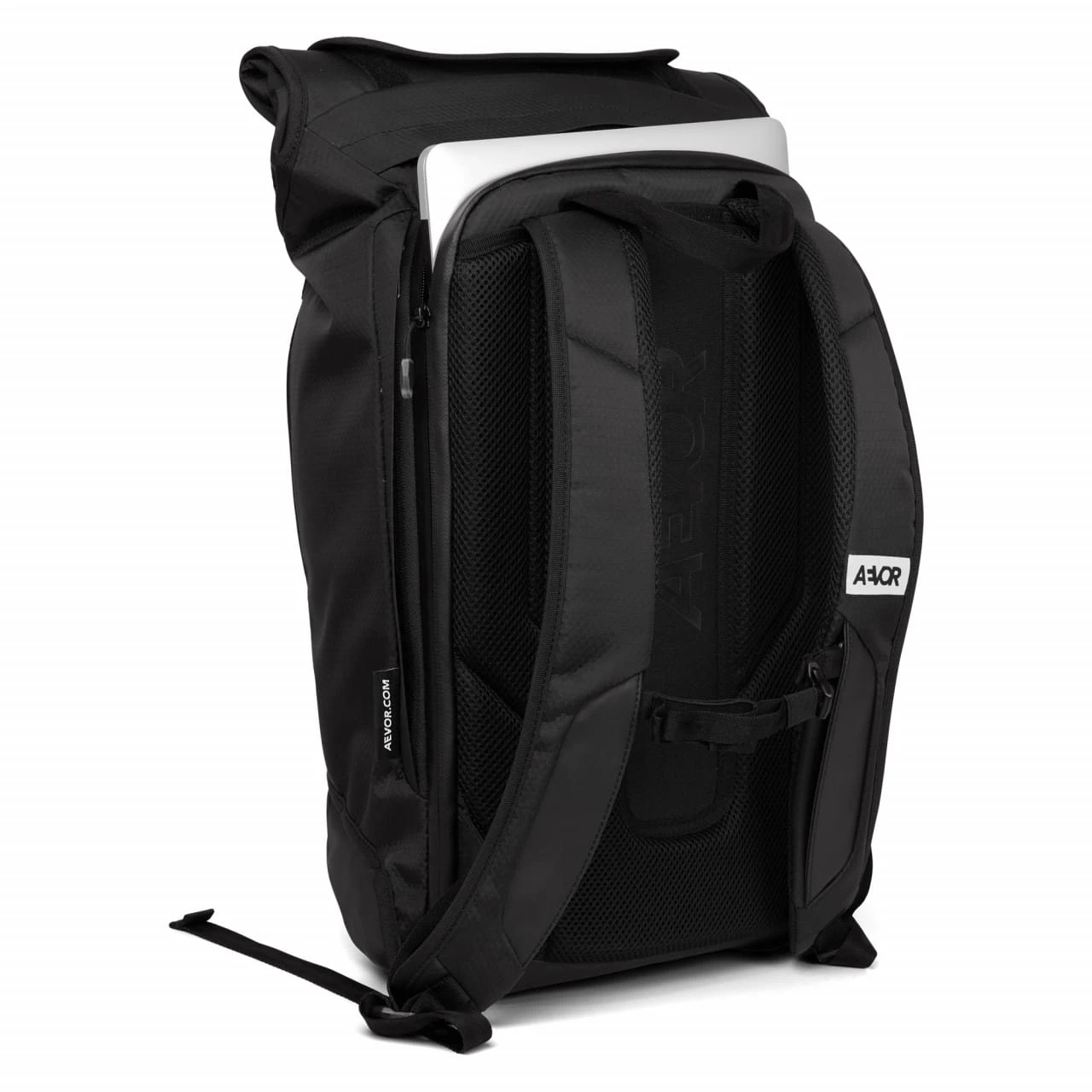 AEVOR Trip Pack Rucksack 26 - 33 Liter Volumen -Proof Black (Schwarz) 4 AEVOR Trip Pack Rucksack 26 - 33 Liter Volumen -Proof Black (Schwarz) – Bild 2