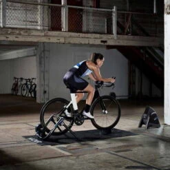 Wahoo Fitness Wahoo Kickr Headwind Ventilator Windmaschine Für Smarttrainer 9 Wahoo Fitness Wahoo Kickr Headwind Ventilator Windmaschine Für Smarttrainer -Fahrradteile Geschäft 59204147 04jDH4MtgFewdiV 1280x1280