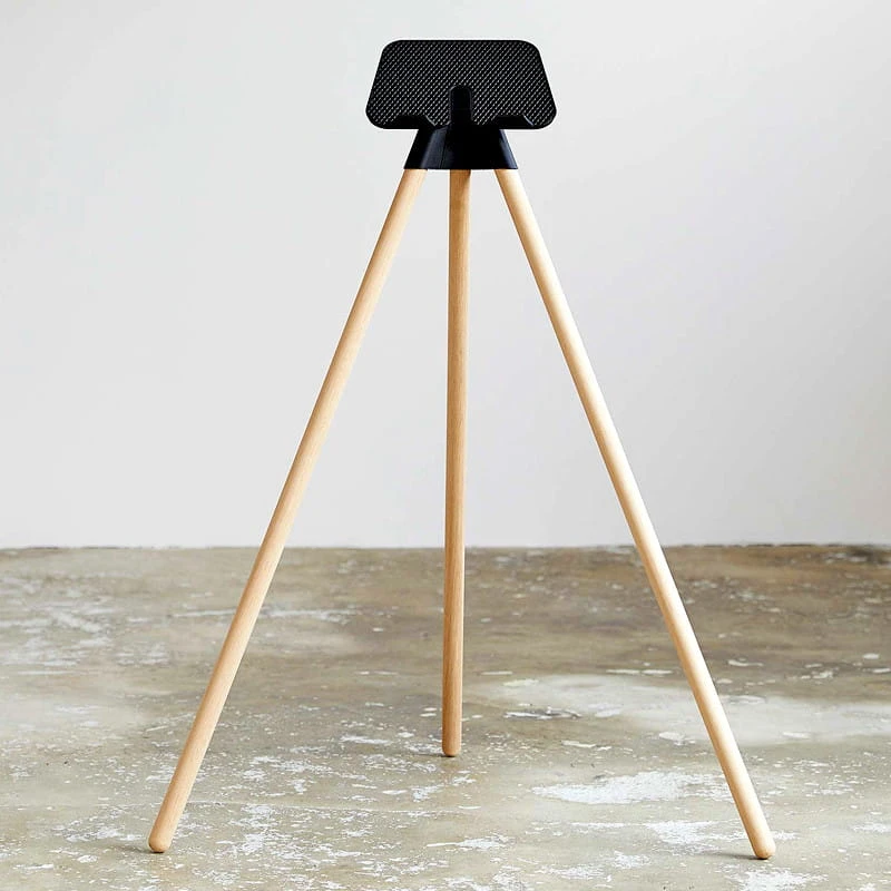 Tons IPad Stand Natural Oak + Smartphone Holder - Tabletständer Mit Smartphonehalter 3 Tons IPad Stand Natural Oak + Smartphone Holder - Tabletständer Mit Smartphonehalter